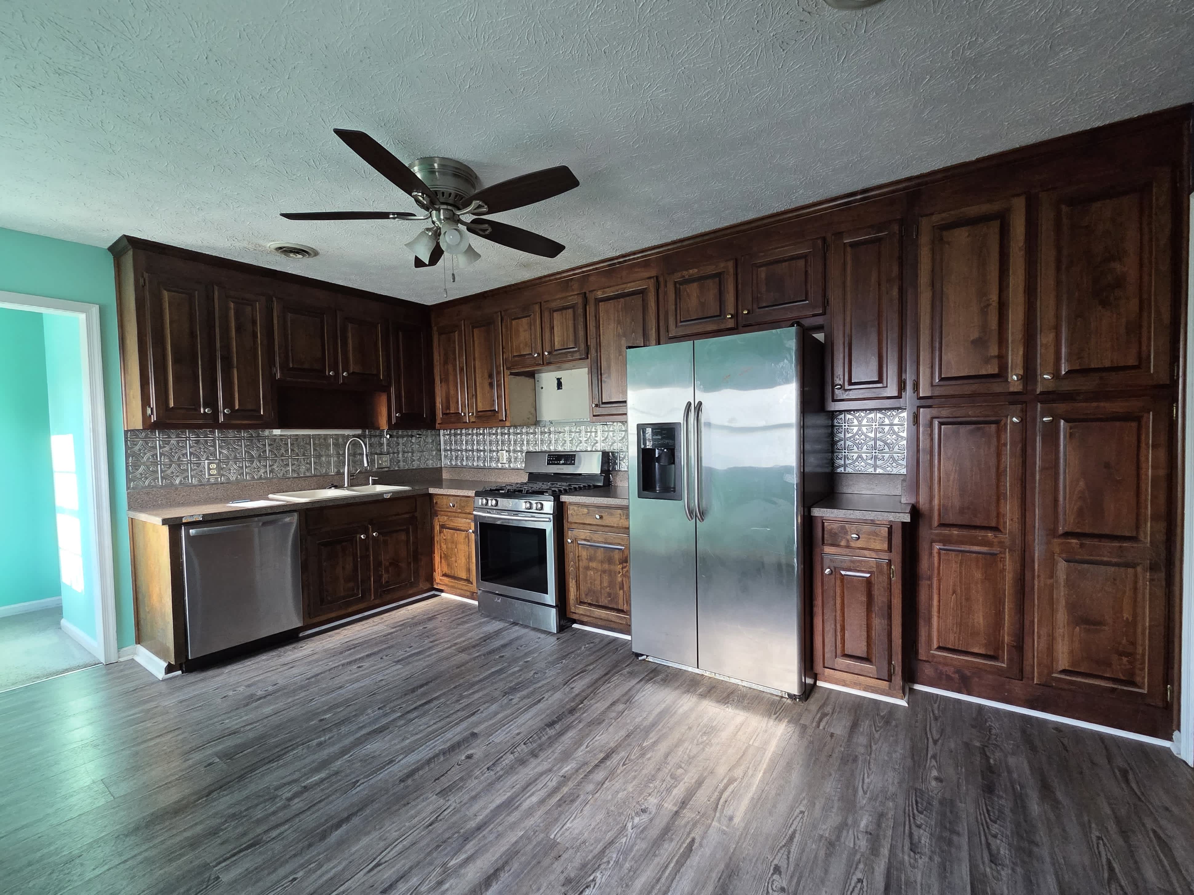 1110 Poquoson Avenu photo