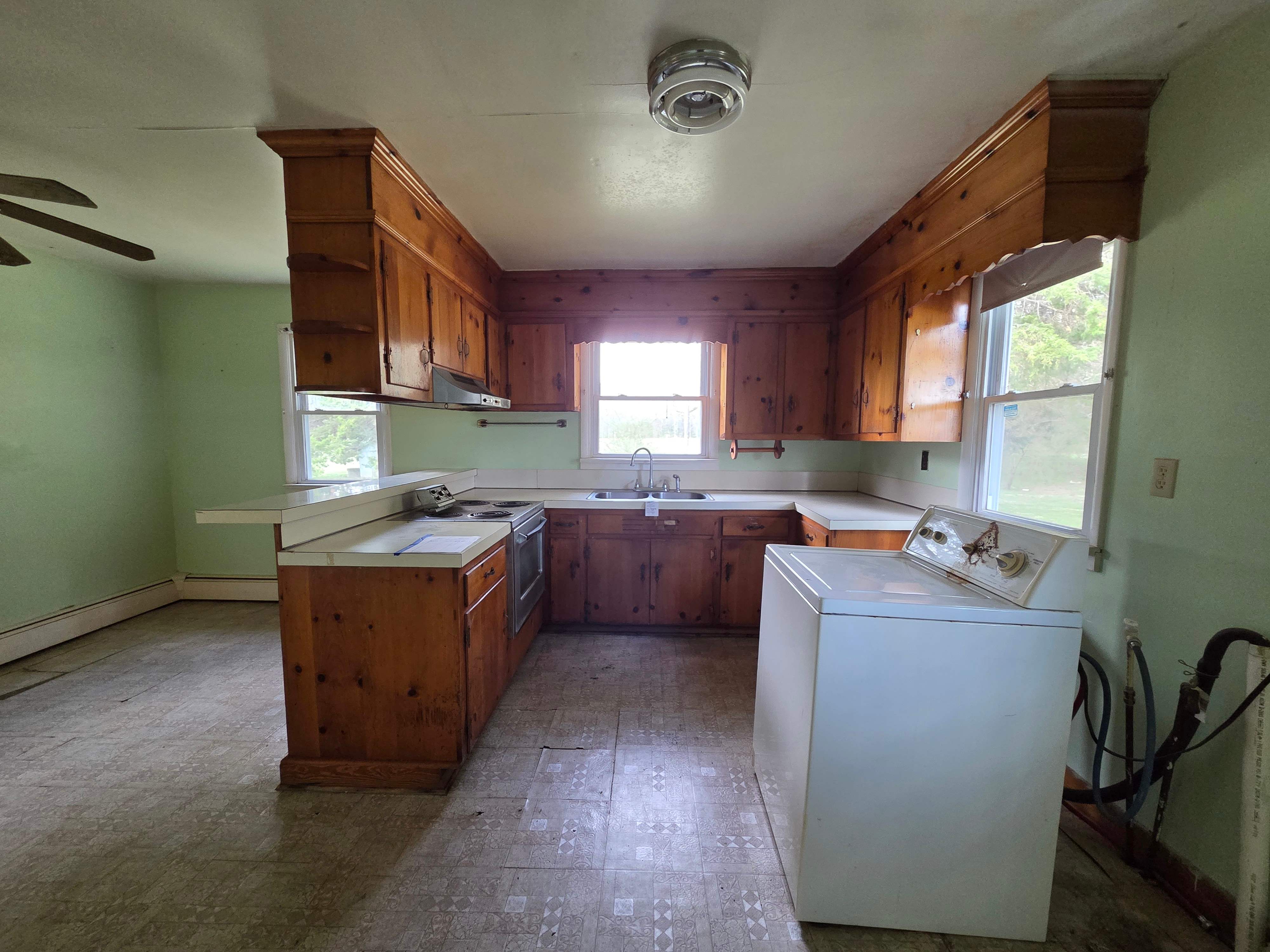 14035 Foursquare Rd photo