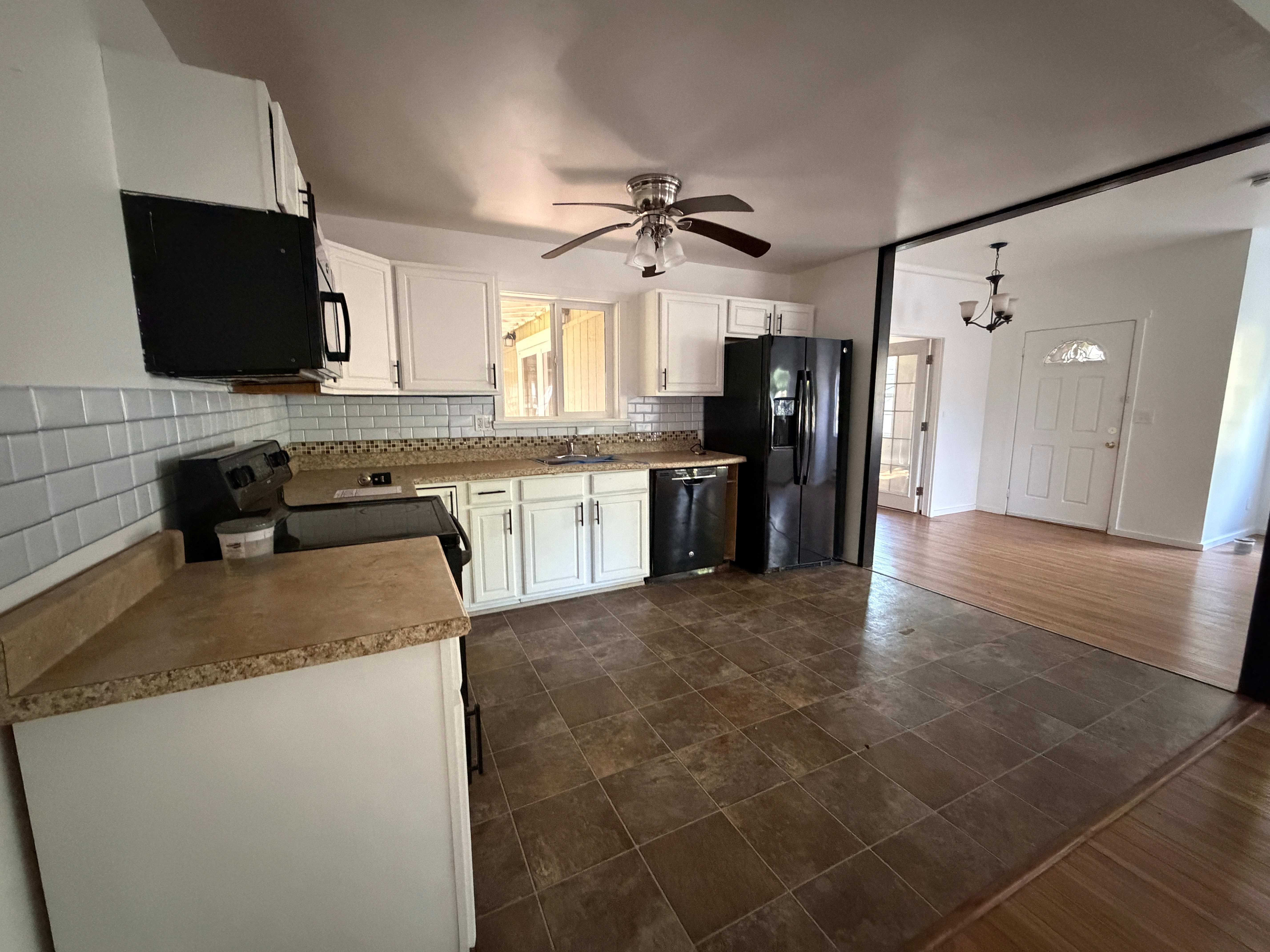 8595 Golden Valley Dr photo