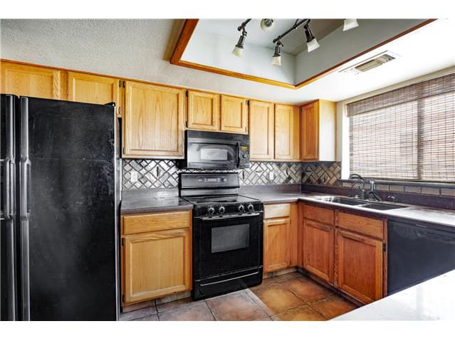 1854 N Center Ave photo