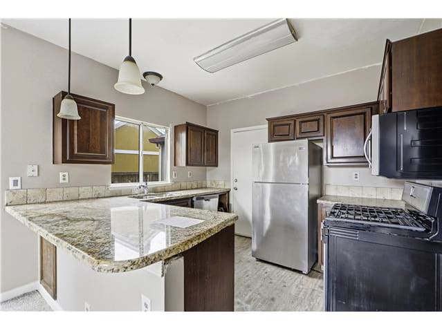 46 Peach Ct photo