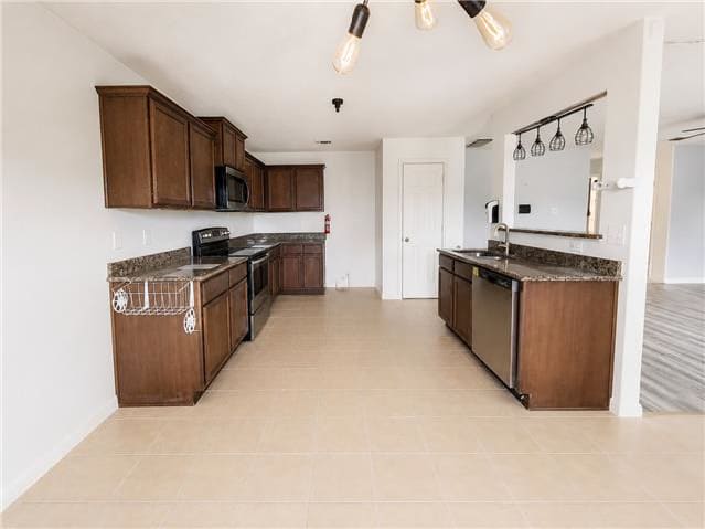 341 Comanche Plains Rd photo