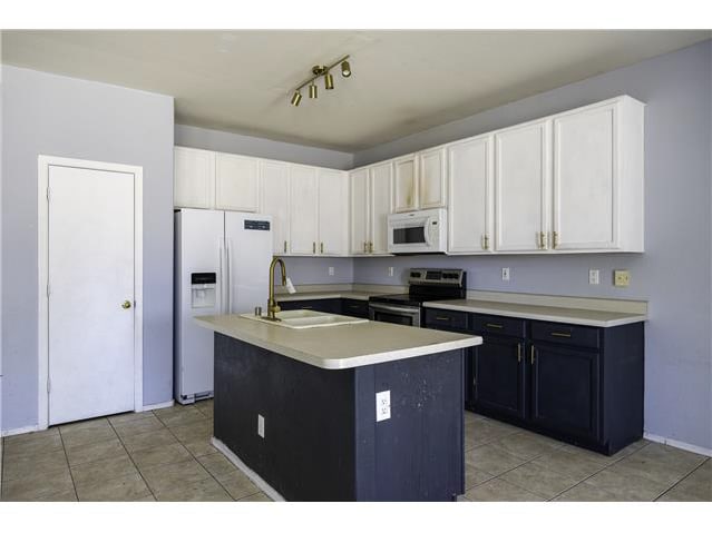 1740 E Cardinal Dr photo