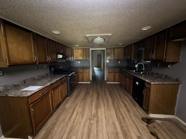 1850 Avalon St photo
