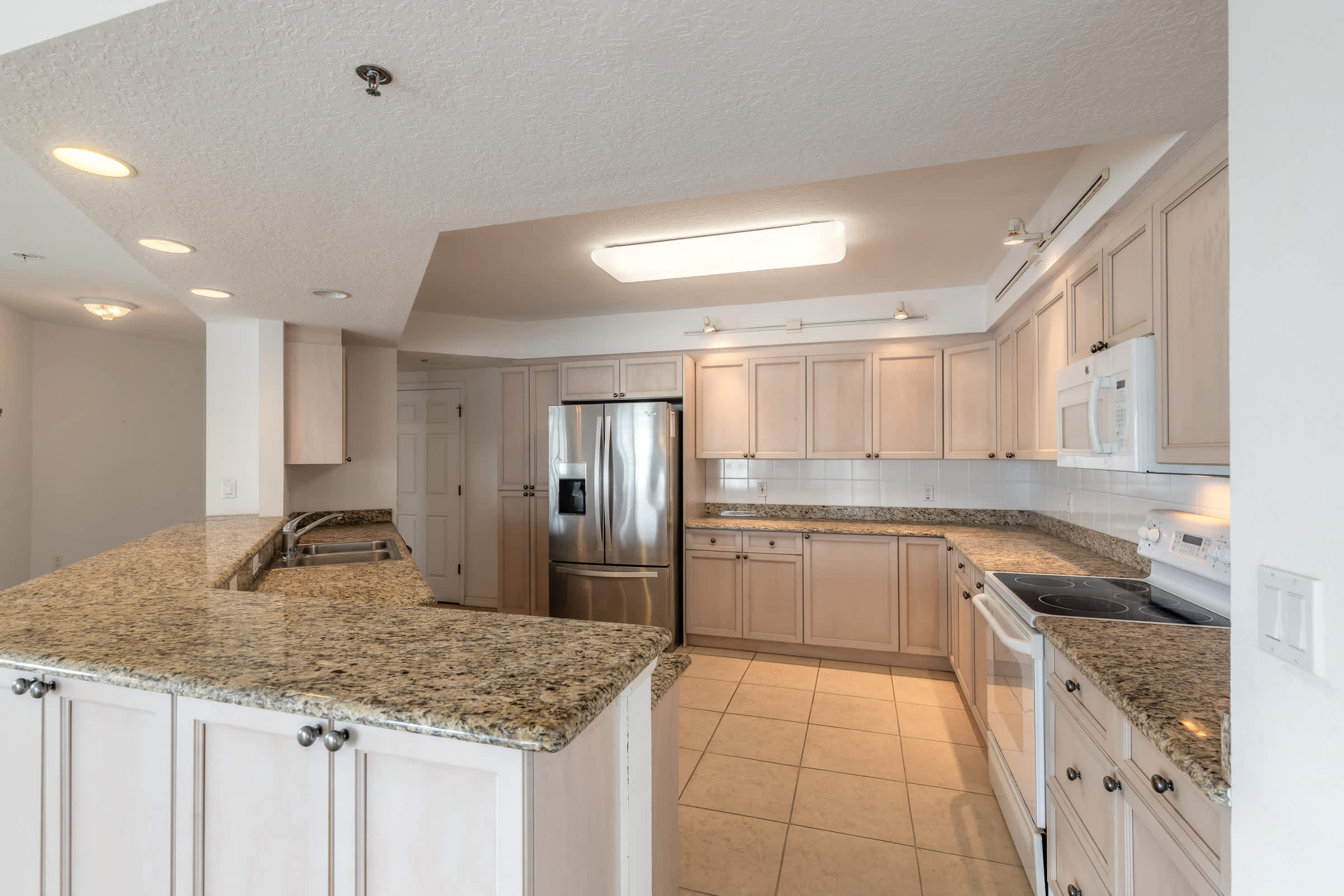 5300 S Atlantic Ave Apt3605 photo