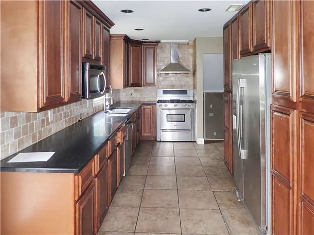 13327 Donnelly Ave photo