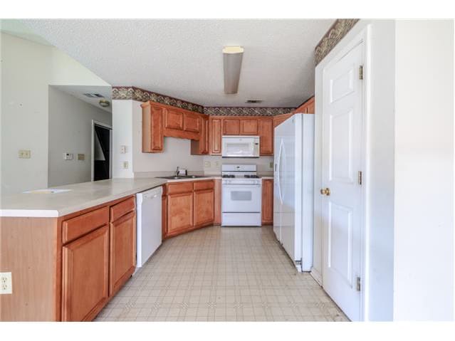 7249 Lucia Lane photo