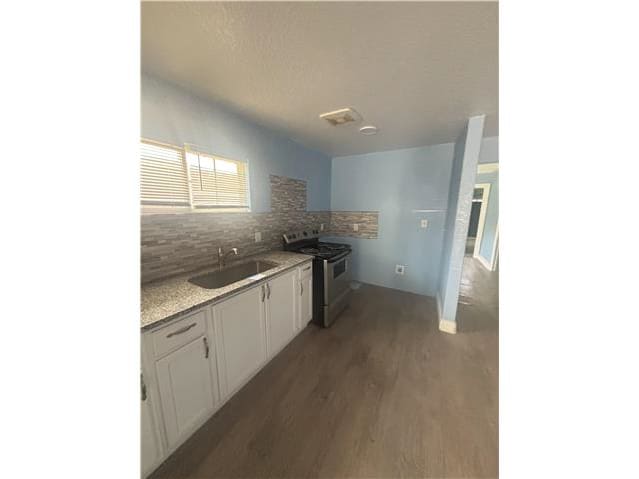 2926 Tampico St photo