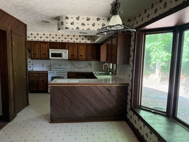 733 Blakley Dr photo