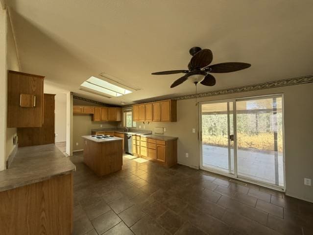 13480 Salinas St photo