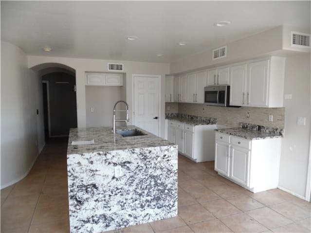 25884 W Elizabeth Ave photo