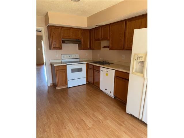 96 River Point Dr photo