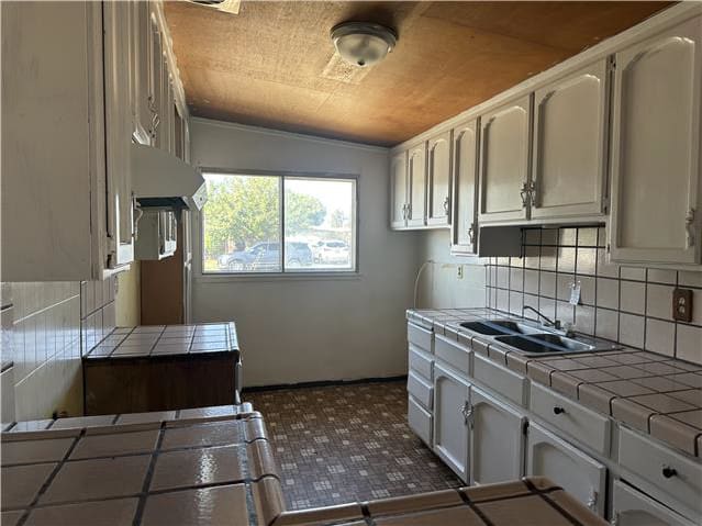 907 Neville St photo