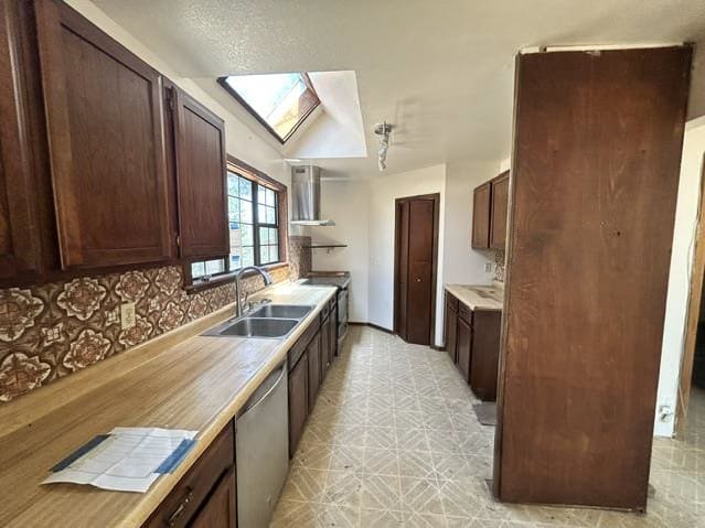 463-505 Raines Rd photo