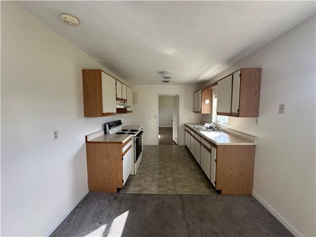13700 Lakeshore Dr photo