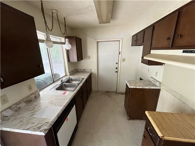 7422 Valley Oak St photo