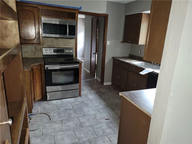 1301 Ne Quail Creek Circle photo