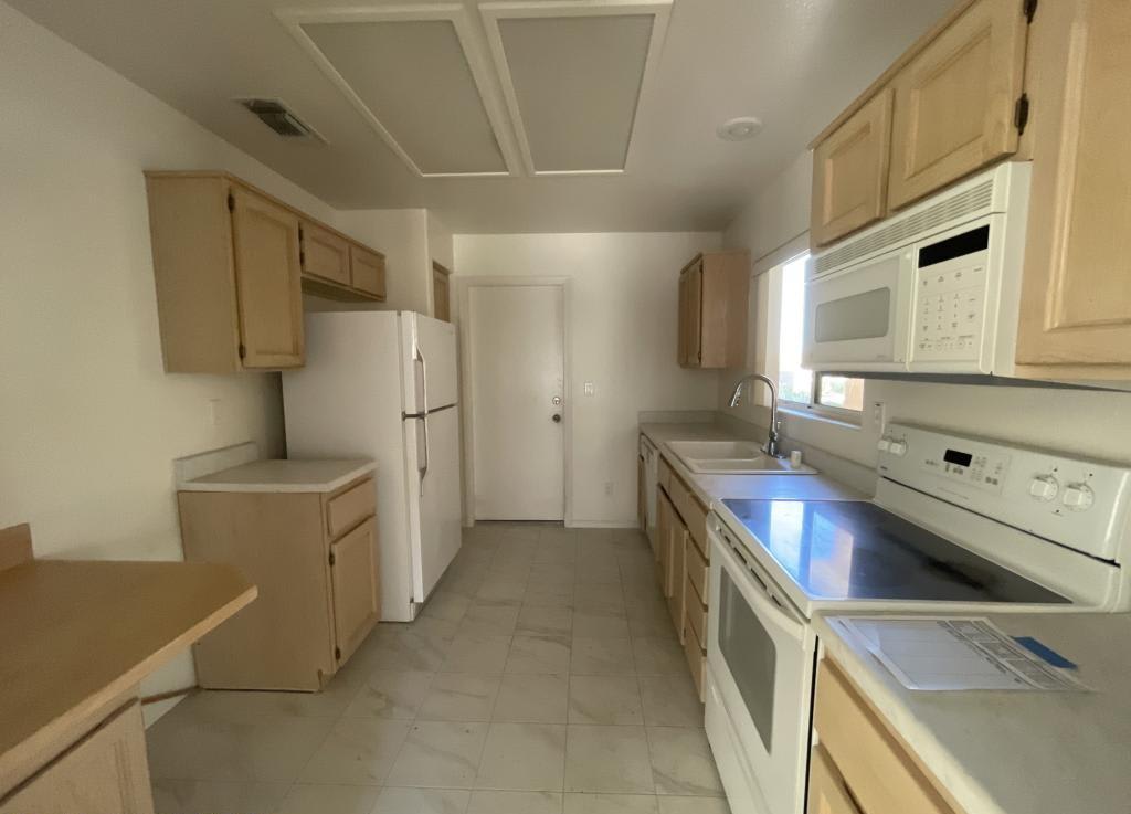 2527 Sierra Sage St photo