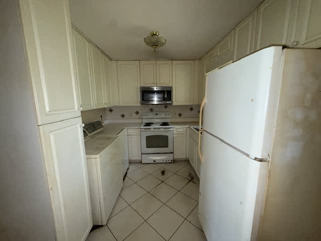 1005 Lord Thomas Rd photo