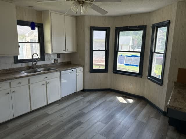110 Stillwater Ct photo