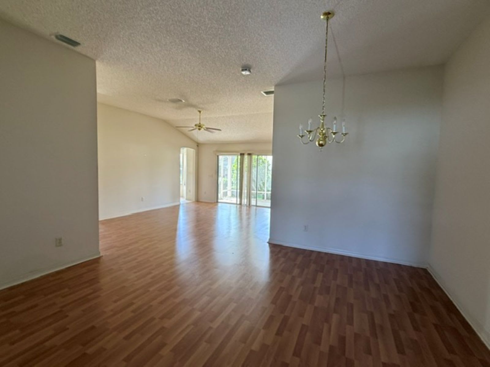 3001 Saint Thomas Ln photo