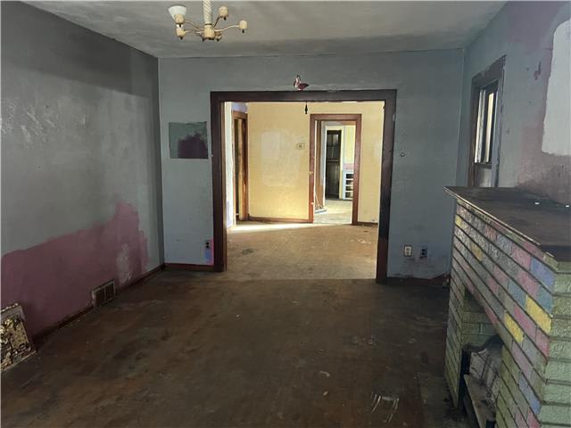 5437 Brooklyn Ave photo