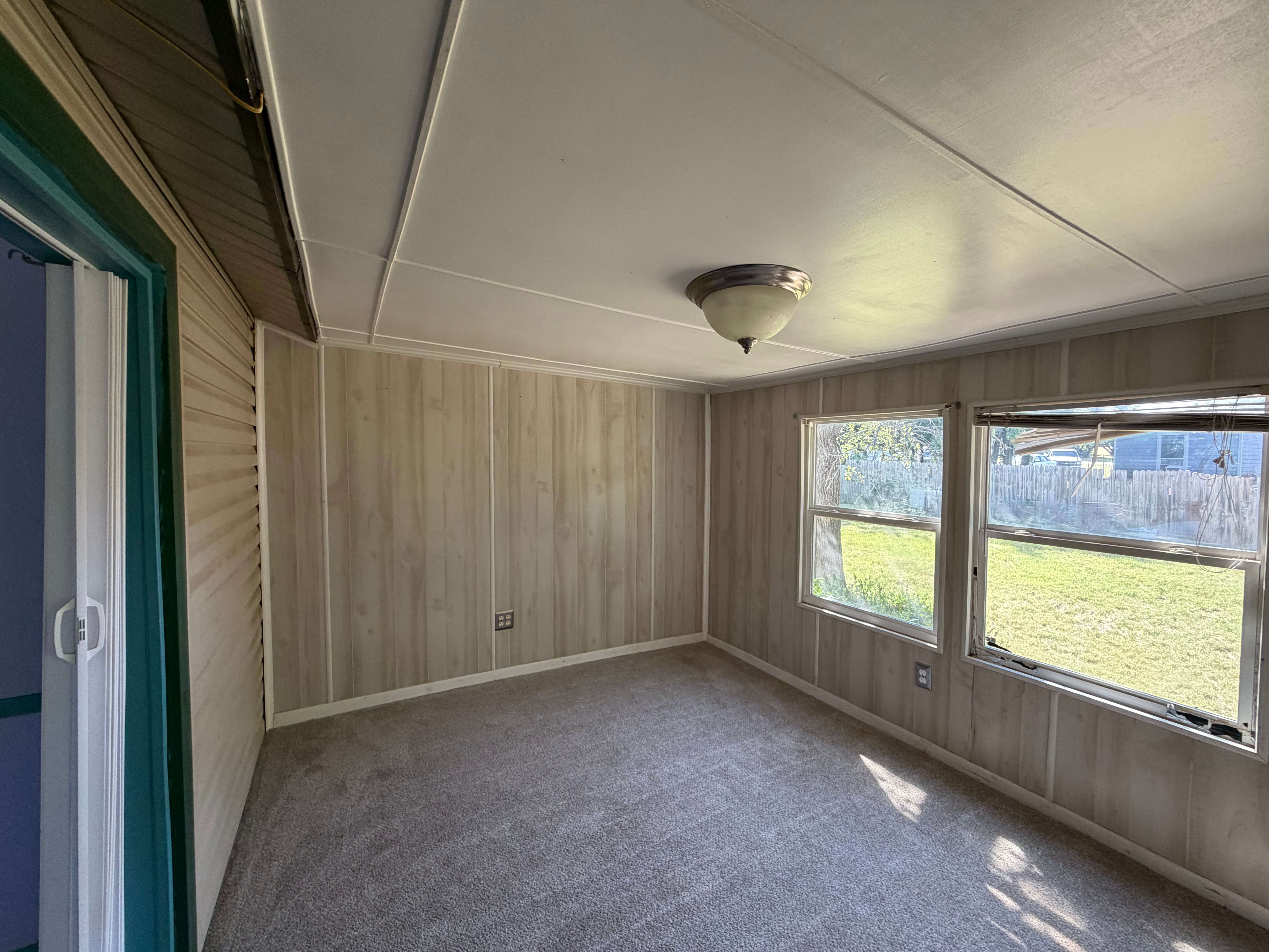 310 Taurus Road photo