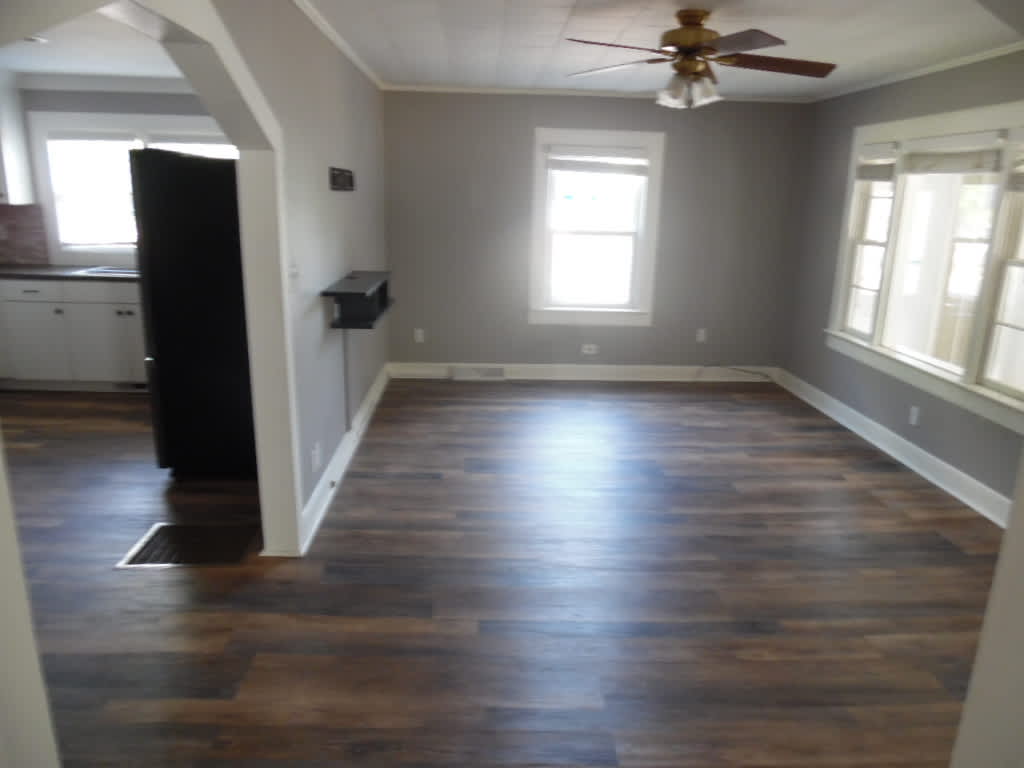 4749 Crowders Crest Dr photo