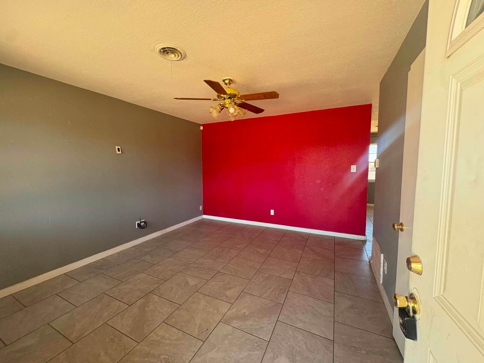 1015 Pecan St photo
