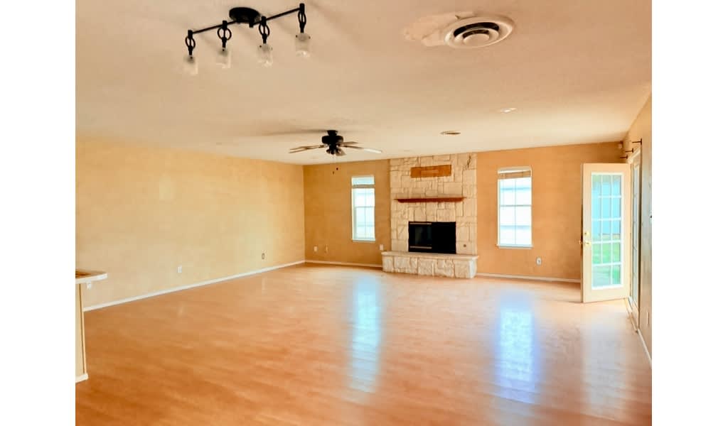 5012 Locust Ave photo