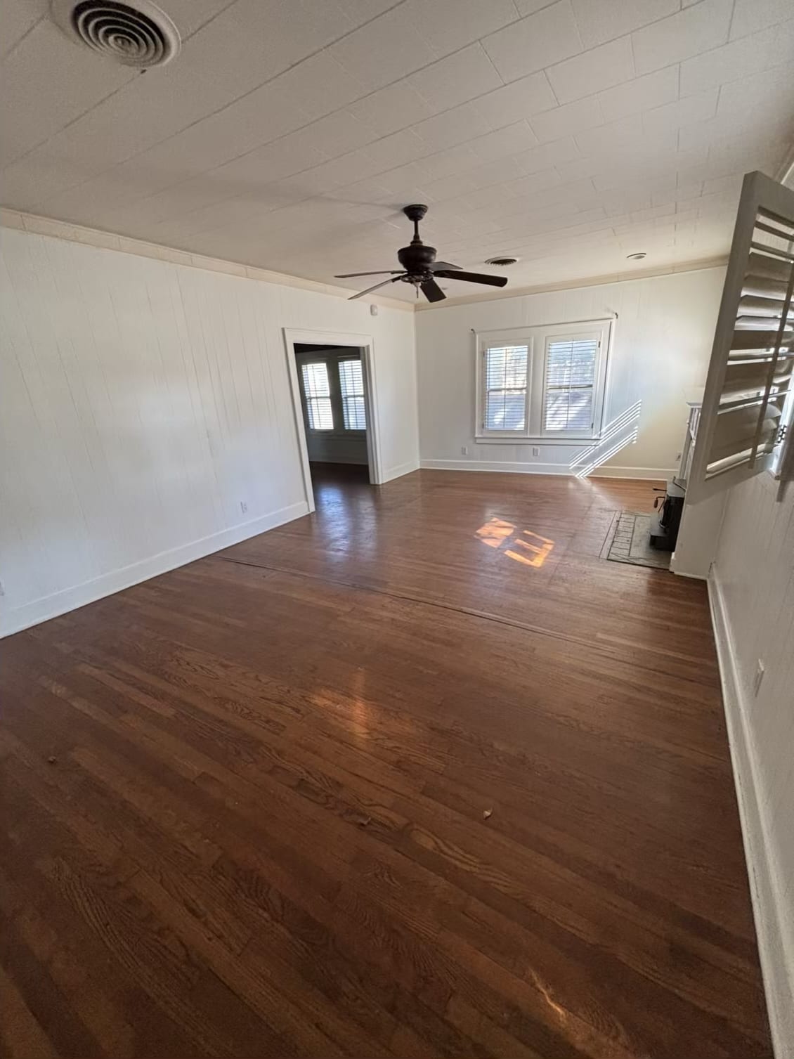 1309 Shafter St photo
