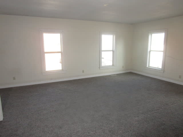 101 N Lincoln St 04 photo