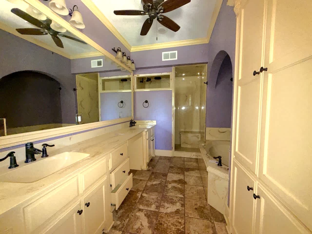 216 S Prairieville St photo