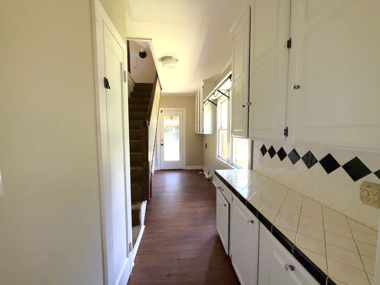 216 S Prairieville St photo