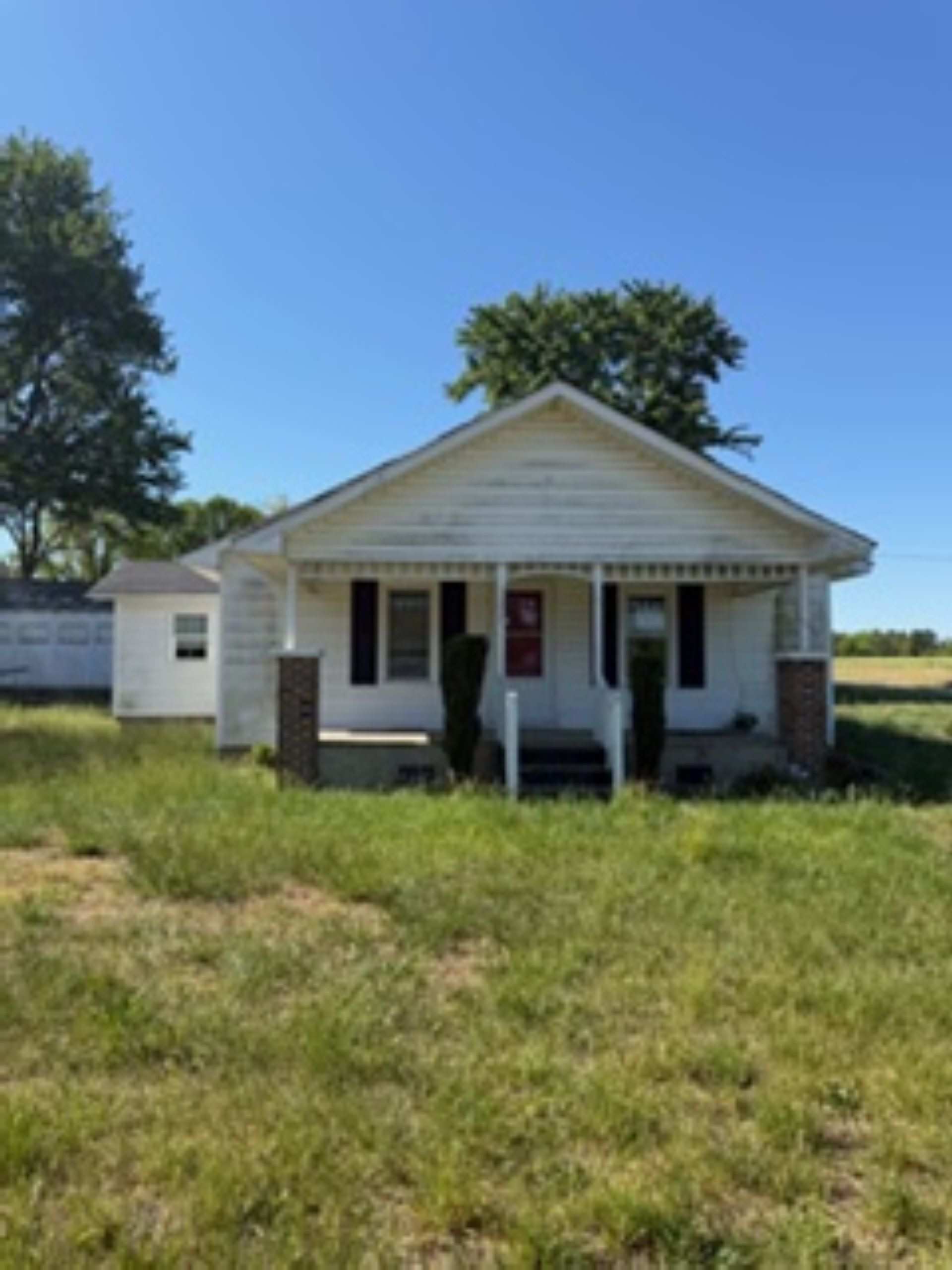 Single Family Home 3BR 2BA — 7221 New Cut Road, Inman, SC