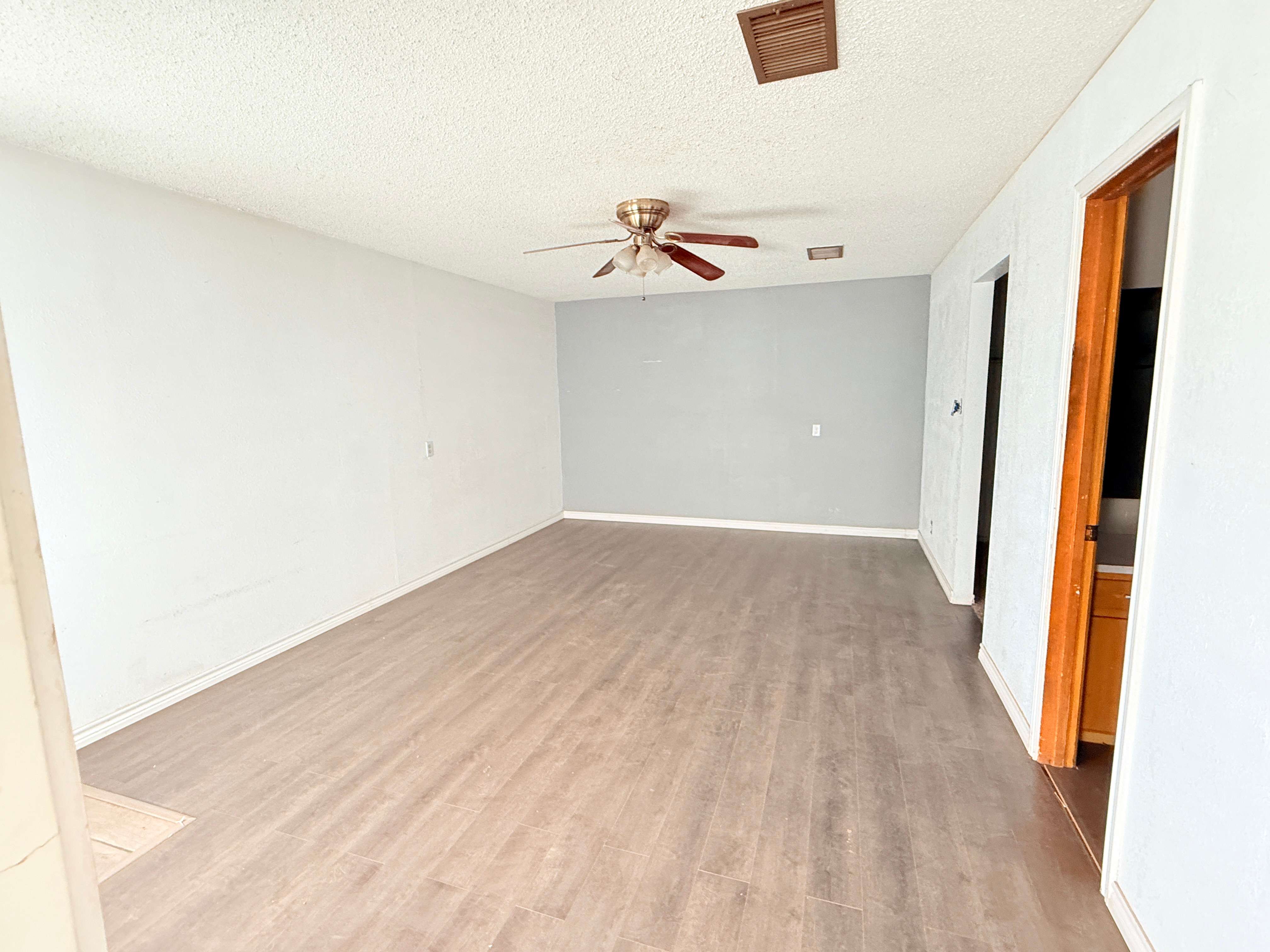 1860 Se 2001 photo