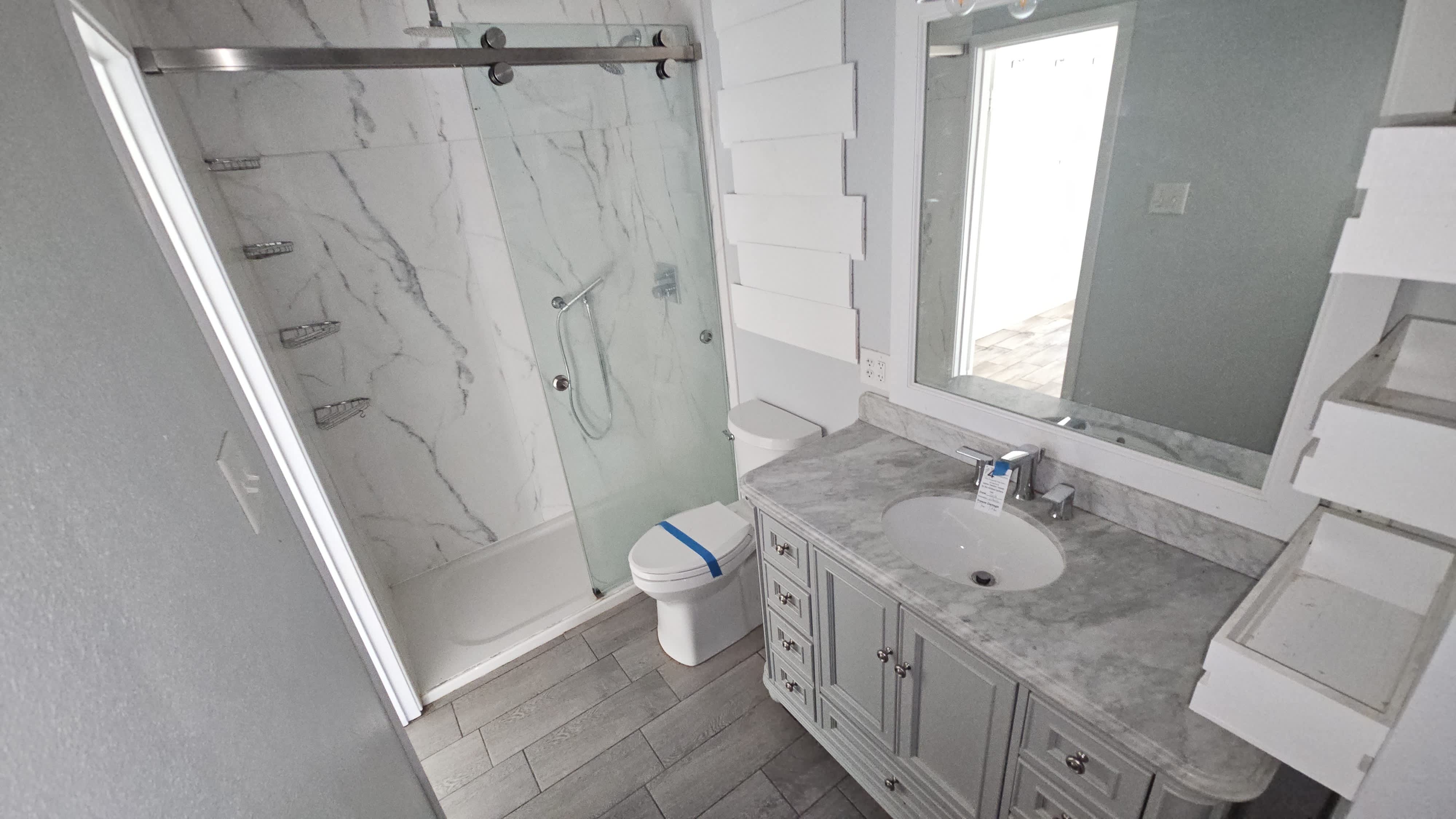 833 James Street photo