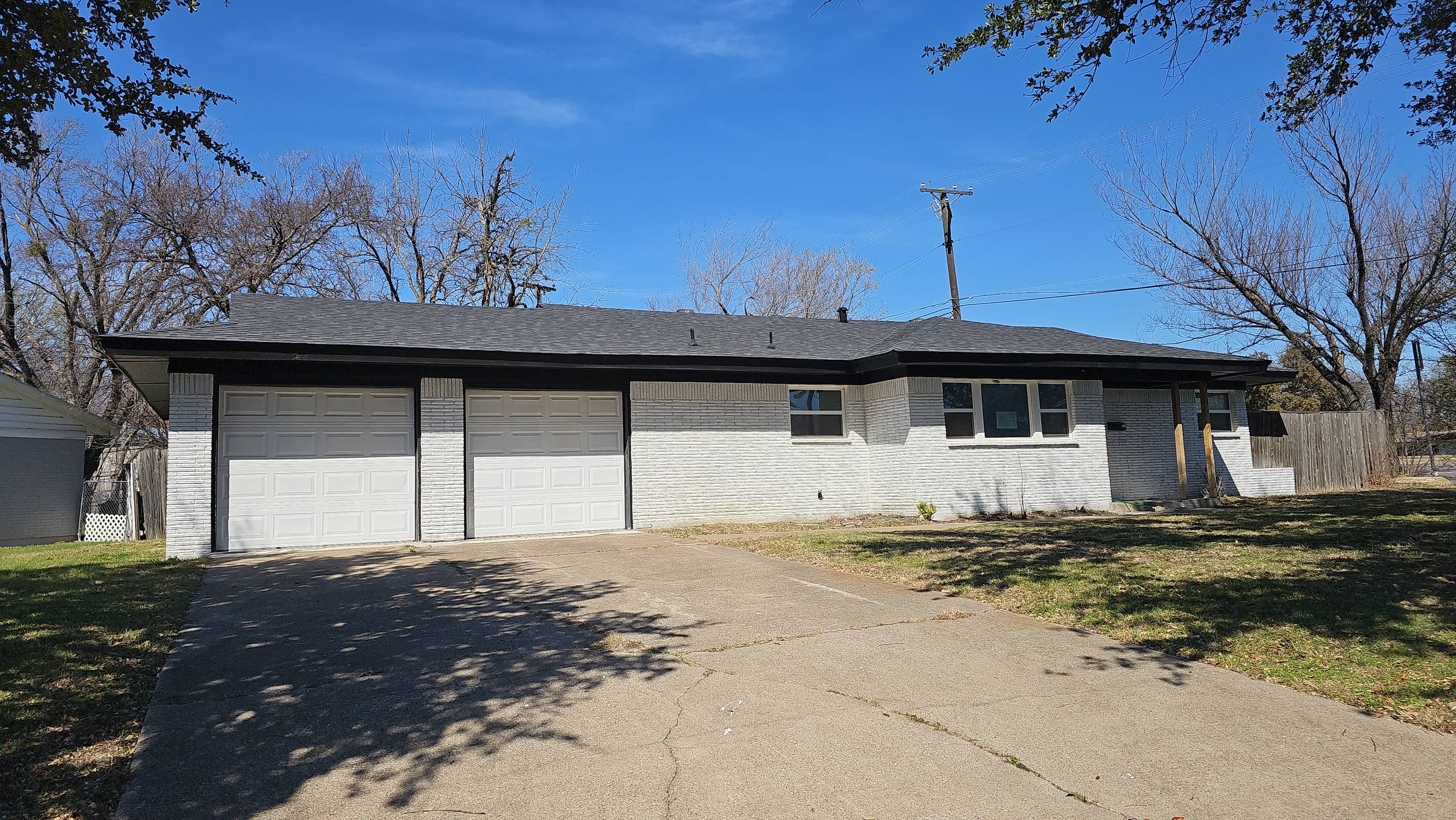 Photograph of 7000 Overhill Rd, Fort Worth, TX 76116