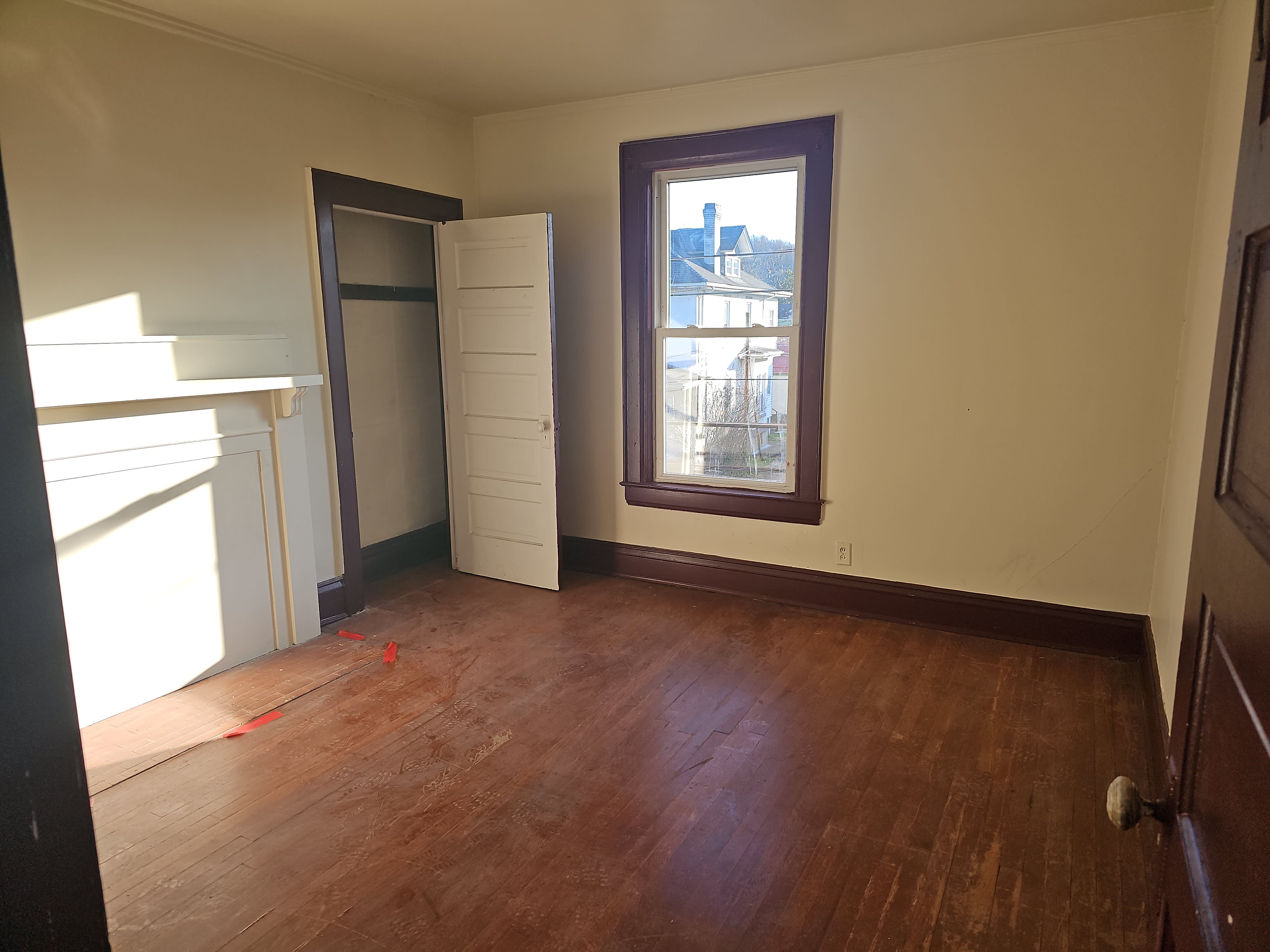 1406 Lee St E photo