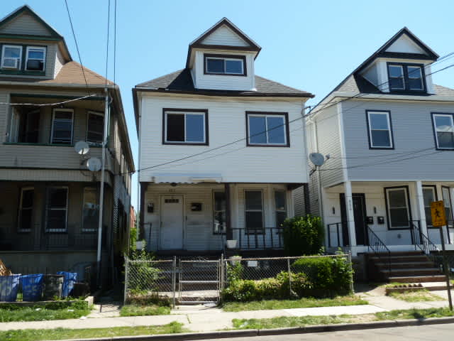 Photograph of 557 Magnolia Ave, Elizabeth, NJ 07206