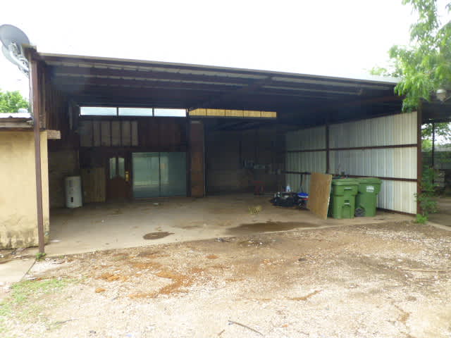 619 N Avenue A photo