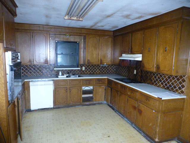 619 N Avenue A photo
