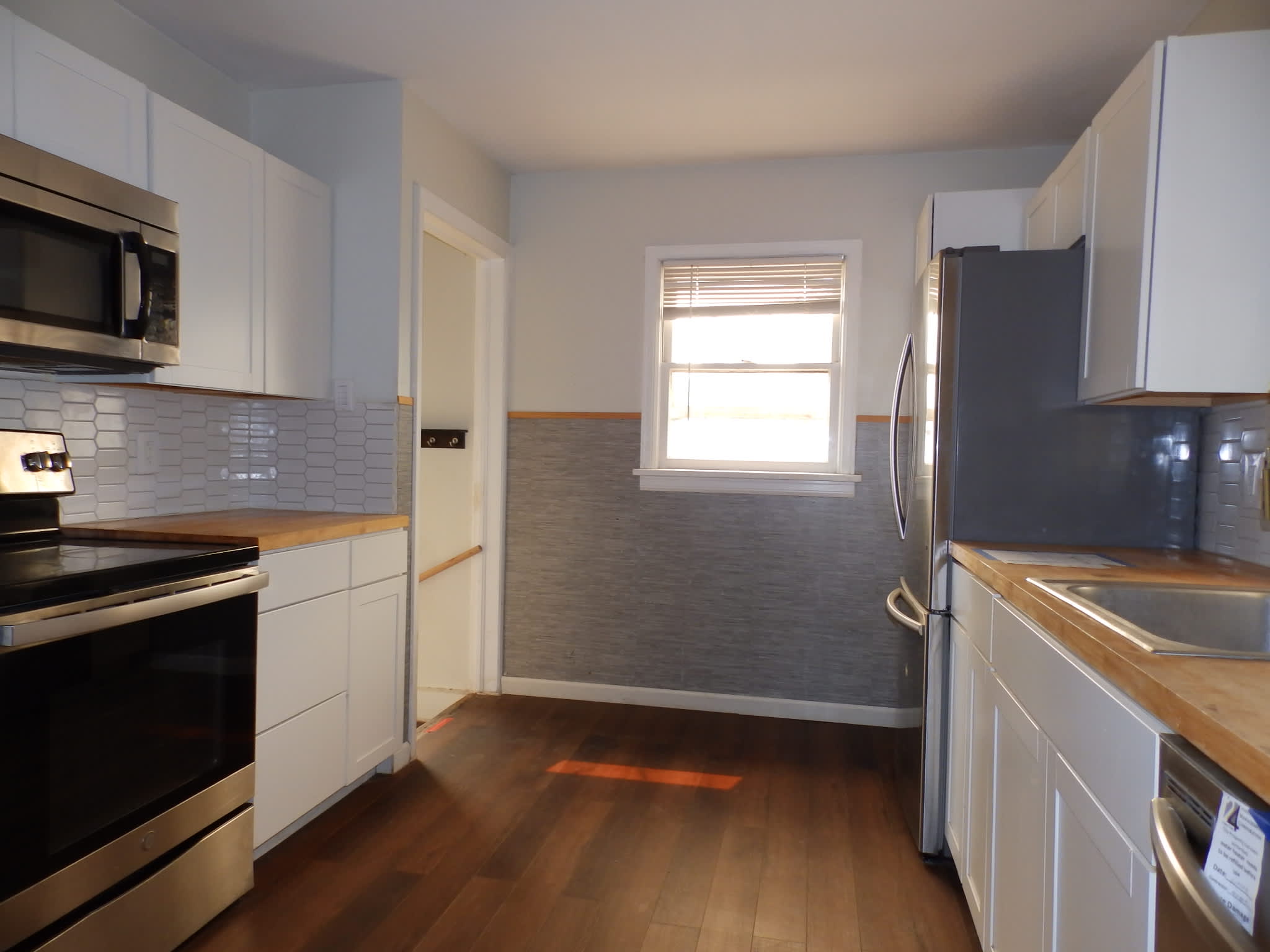 1422 Palmer Ave photo