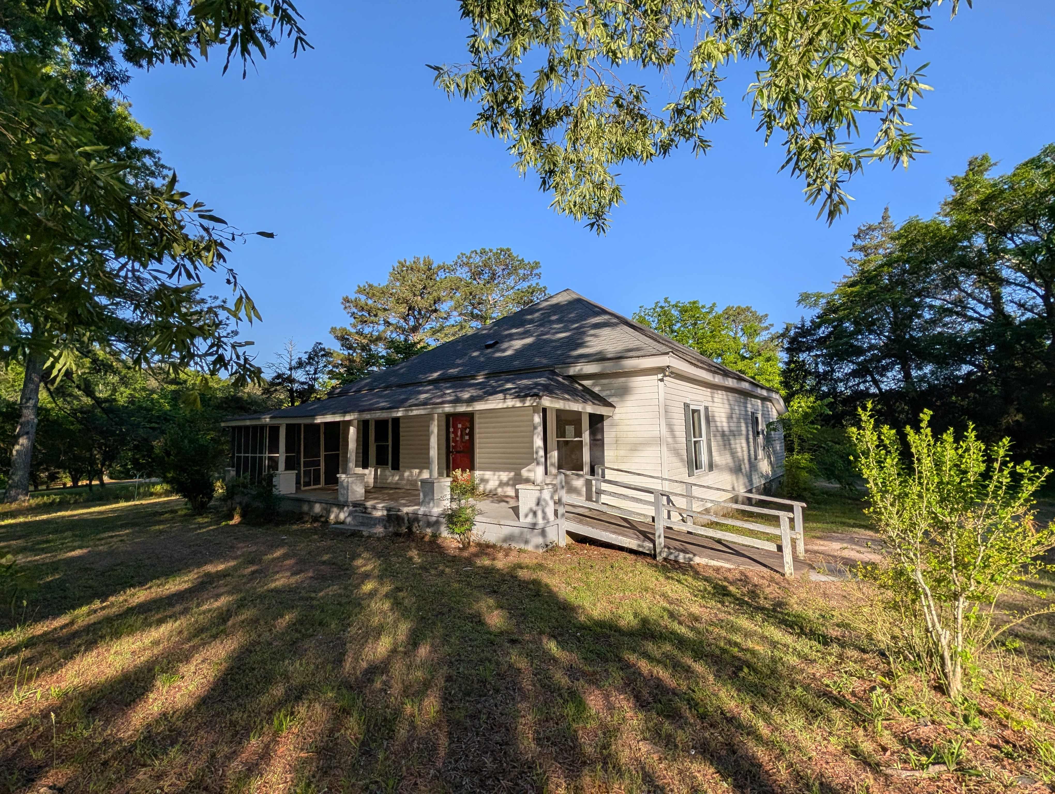 Single Family Home 2BR 2BA - 17564 Newberry Rd., Blair, SC