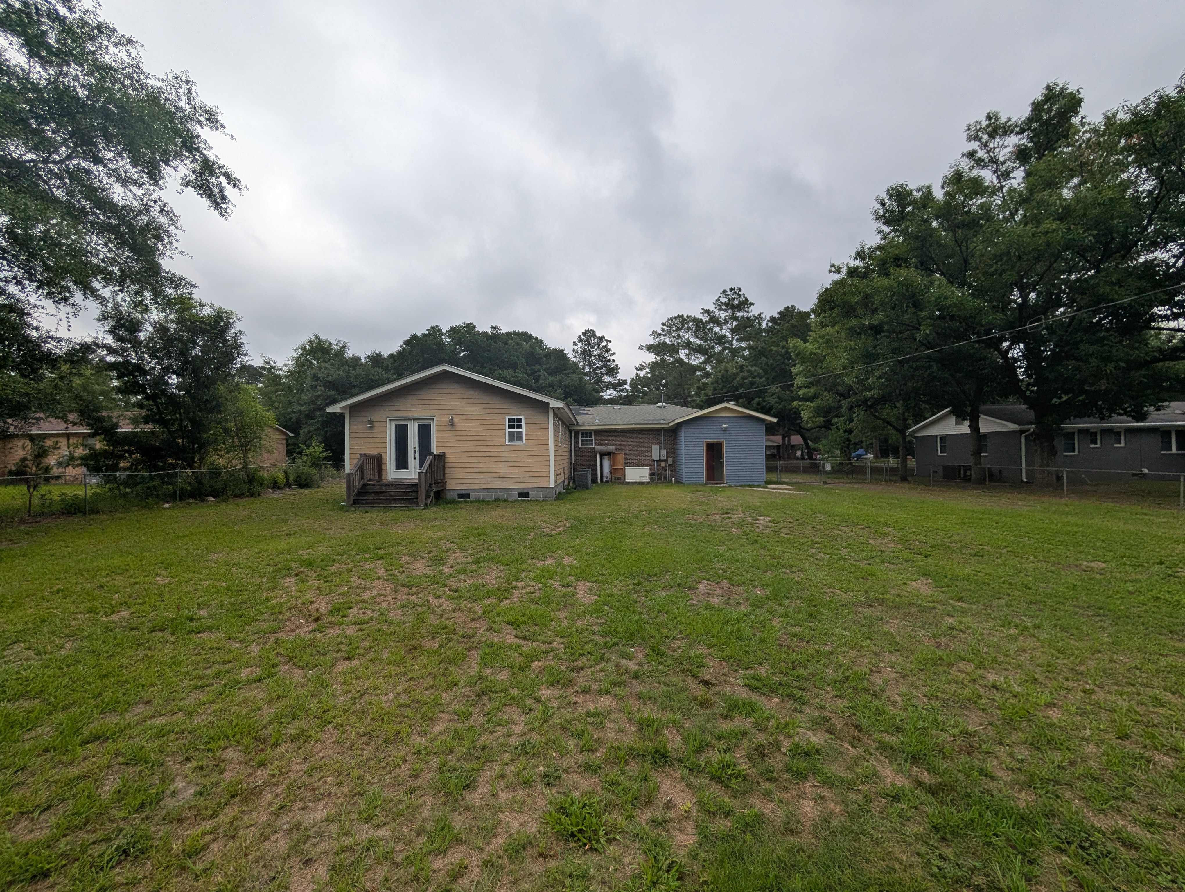 33 Elliott Ct photo