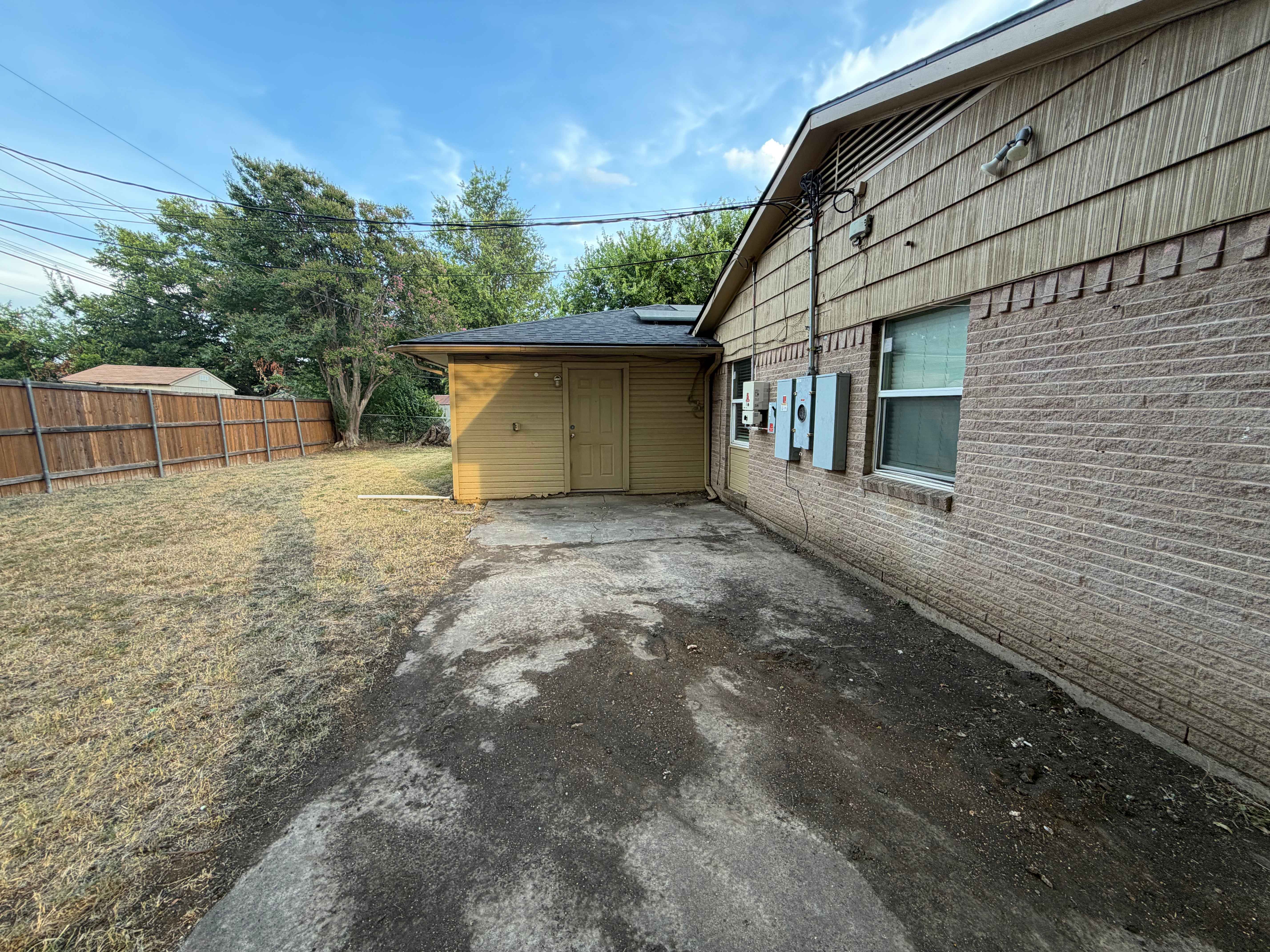 441 Goldwood Dr photo