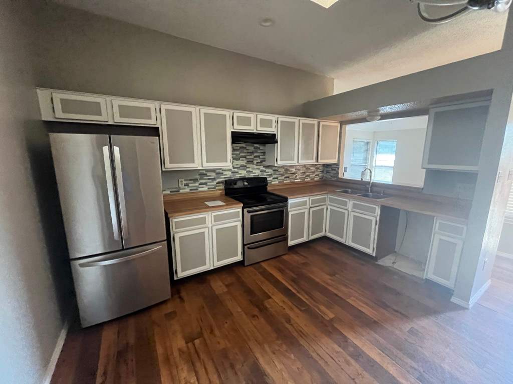 10204 Oak Terrace Cir photo
