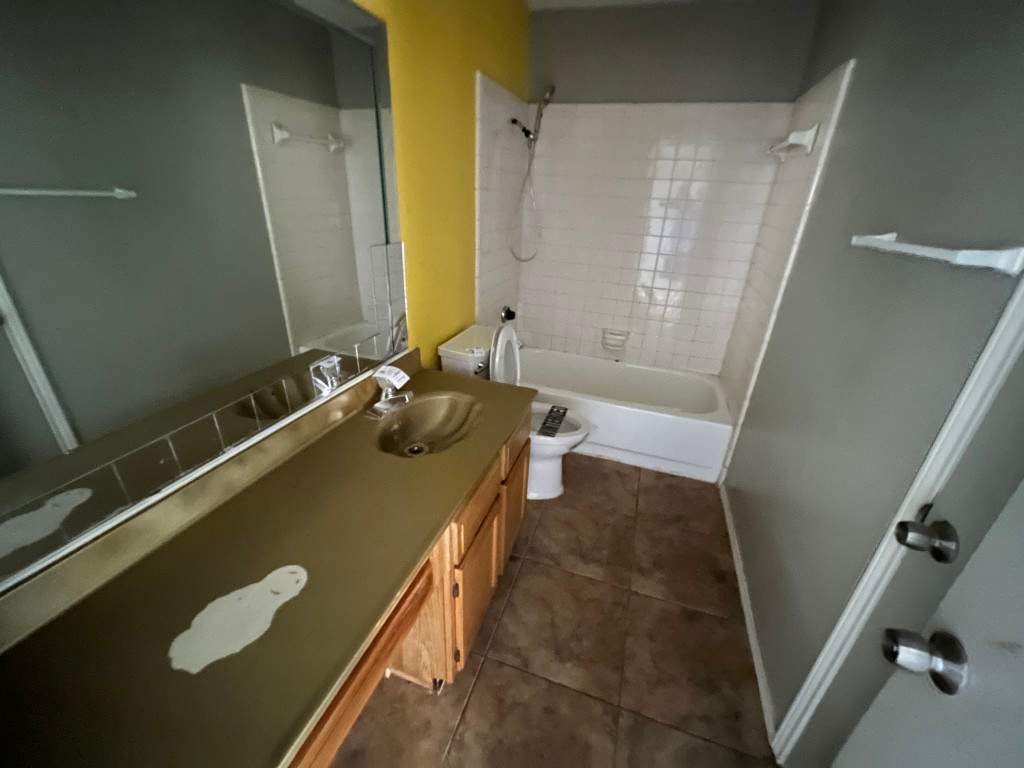 10204 Oak Terrace Cir photo