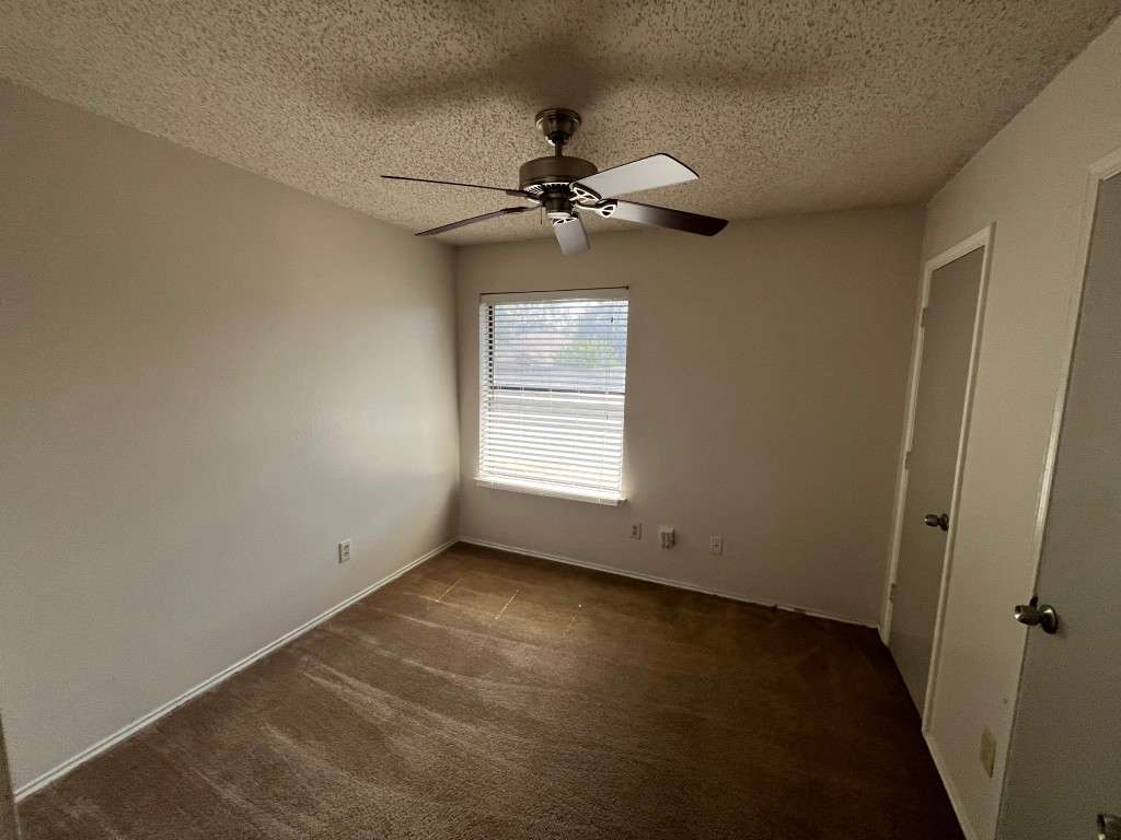 10204 Oak Terrace Cir photo