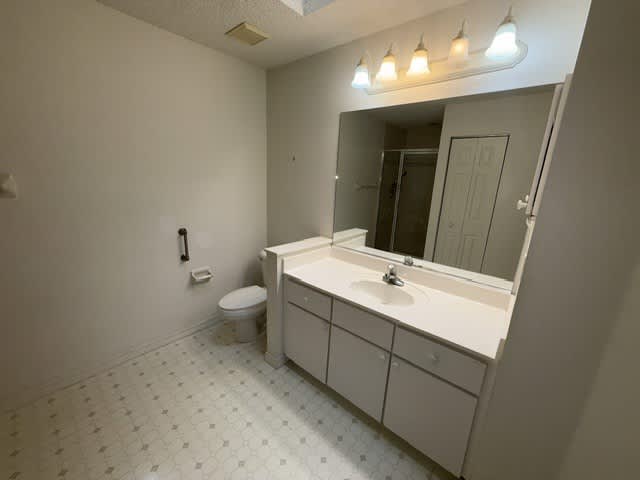 5304 Se 15th Ct photo